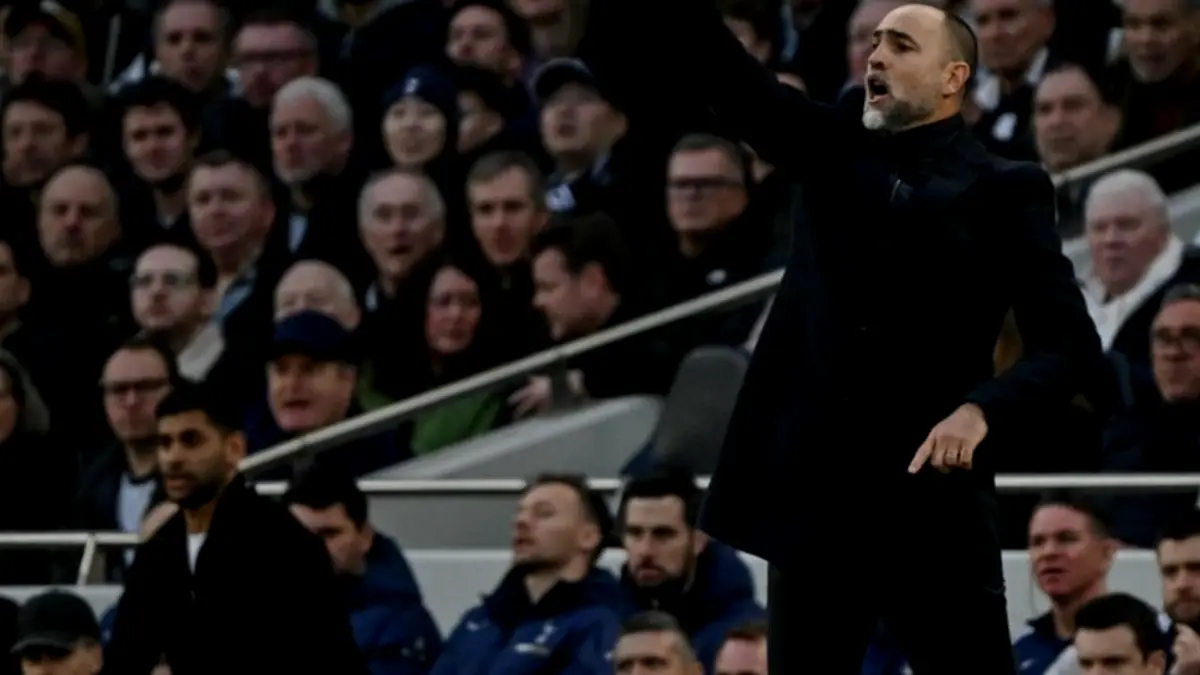 Pelatih Tottenham Hotspur, Igor Tudor, bereaksi pada laga Liga Inggris antara Tottenham Hotspur dan Arsenal di Stadion Tottenham
Hotspur di London, pada 22 Februari 2026. (AFP/GLYN KIRK)