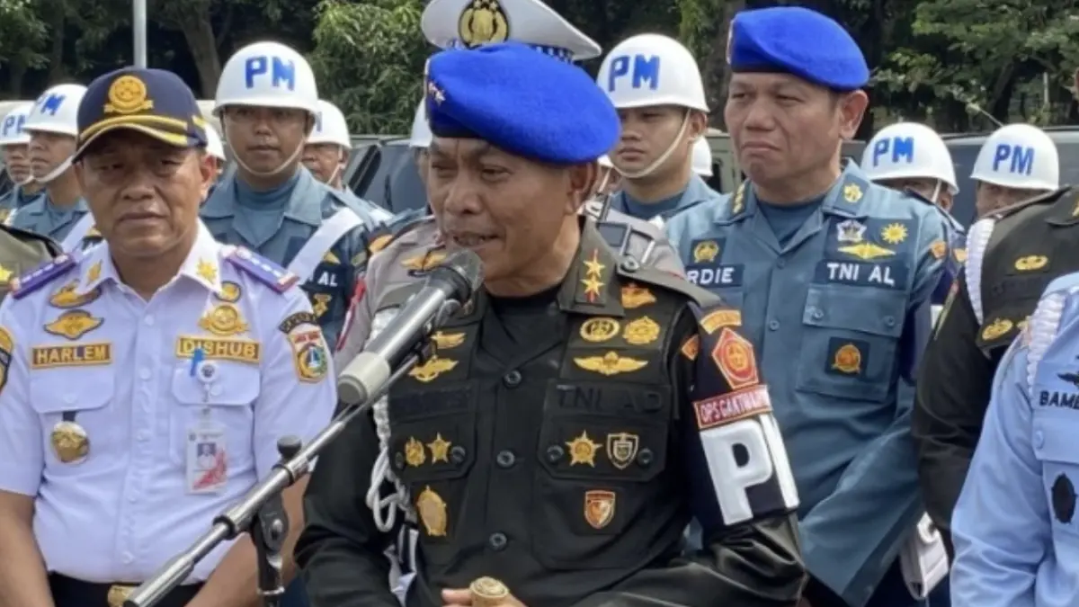 Komandan Pusat Polisi Militer (Danpuspom) TNI Mayjen TNI Yusri Nuryanto (tengah). (Antara/Fath Putra Mulya)