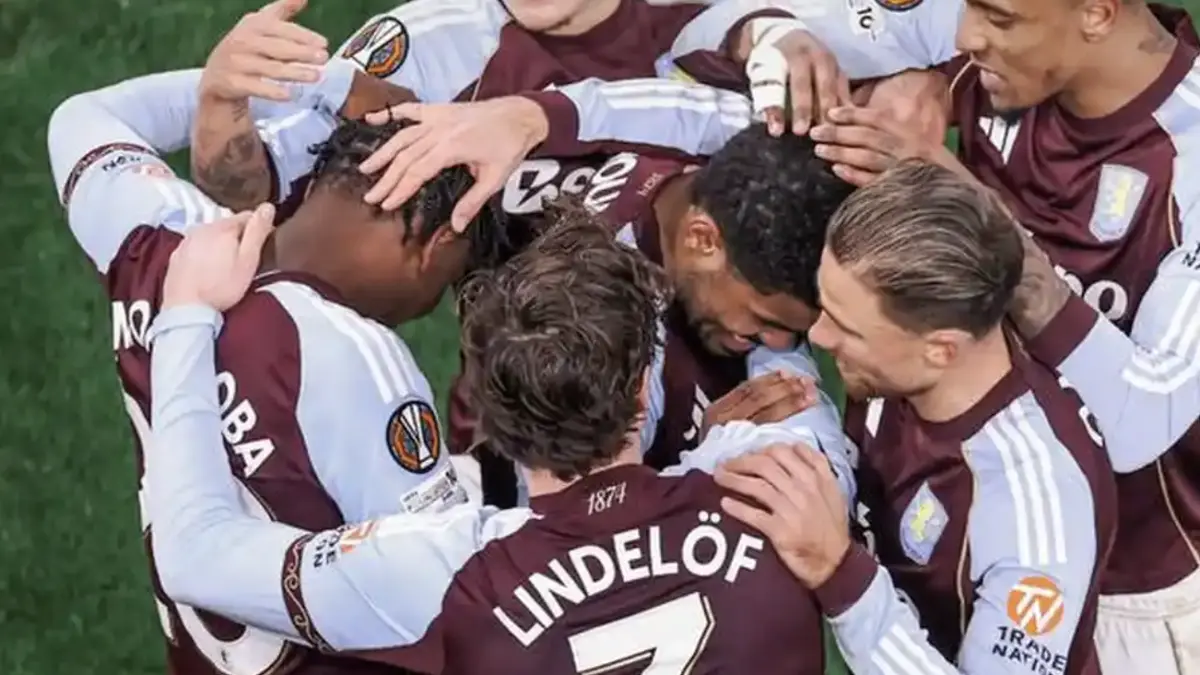 Potret Selebrasi Aston Villa setelah menang 3-2 atas Salzburg dalam fase liga Liga Europa di Villa Park, Jumat
(30/1/2026) pukul 03.00 WIB, Jumat (30/1/2026). Langkah LOSC Lille dalam Liga Europa harus terhenti karena kalah dari Aston
Villa, di babak 16 besar, Jumat (20/3/2026).