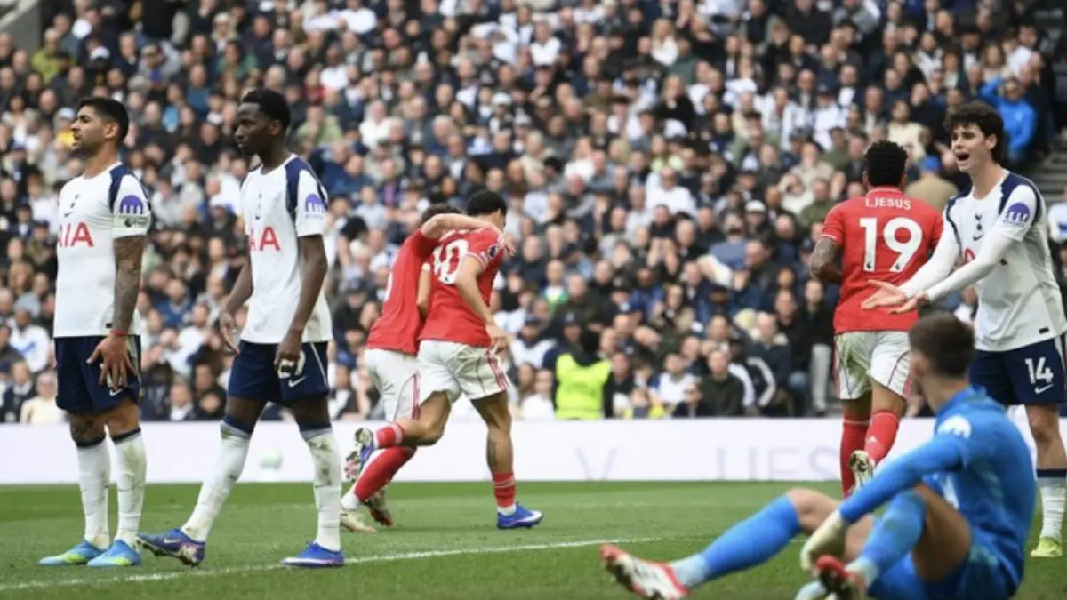 Tottenham Hotspur takluk 0-3 dari Nottingham Forest. (REUTERS/Jaimi Joy)