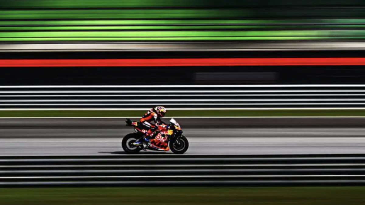 MotoGP - Ilustrasi logo MotoGP. (Bola.com/Adreanus Titus)