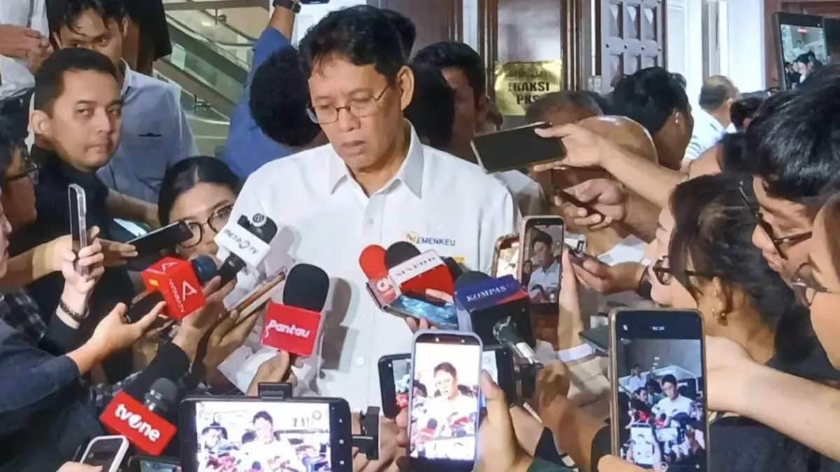 Menteri Keuangan (Menkeu) Purbaya Yudhi Sadewa menjawab pertanyaan awak media saat ditemui
usai menghadiri rapat bersama Komisi XI DPR RI di Jakarta, Senin (6/4/2026). ANTARA/Uyu Septiyati Liman.