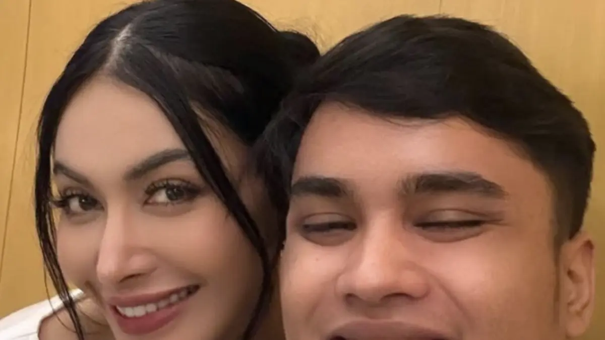 Ressa Rizky Rossano anak kandung Denada kembali membuat netizen bertanya-tanya siapa ayah kandungnya, pria yang menghamili Denada di luar pernikahan 24 tahun silam. -Instagram Denada