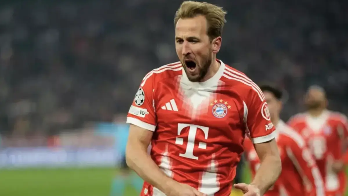Striker Bayern Munchen Harry Kane mencetak satu gol dalam pertandingan melawan Real Madrid pada leg pertama
perempat final Liga Champions 2025/2026 di Stadion Santiago Bernabeu, Madird, Rabu (8/4/2026) dini hari. (AP/Matthias Schrader)