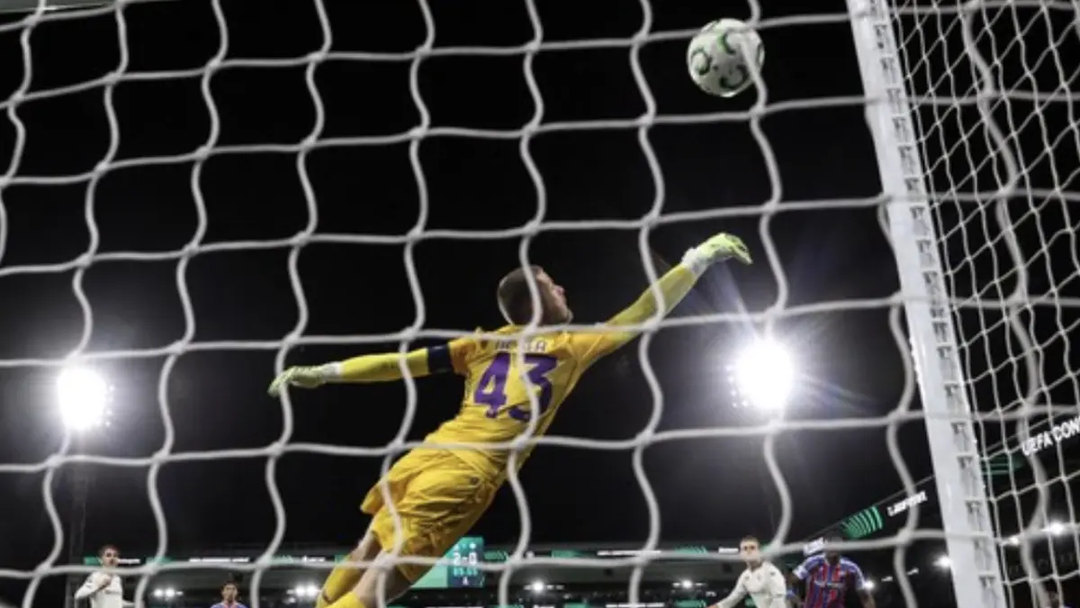 Crystal Palace menang telak 3-0 atas Fiorentina. (Action Images via Reuters/Paul Childs)|