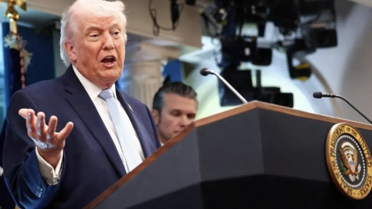 Foto: Presiden AS Donald Trump bericara saat konferensi pers di Ruang Briefing Pers James S. Brady di Gedung
Putih di Washington, D.C., AS, 6 April 2026. (REUTERS/Kevin Lamarque)