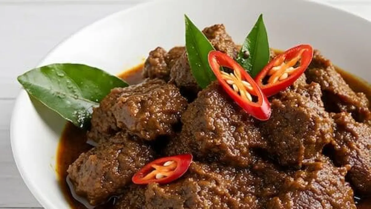 *Sumber foto: Rendang: Rahasia Kelezatan dan Kesabaran di Balik Kuliner Minang