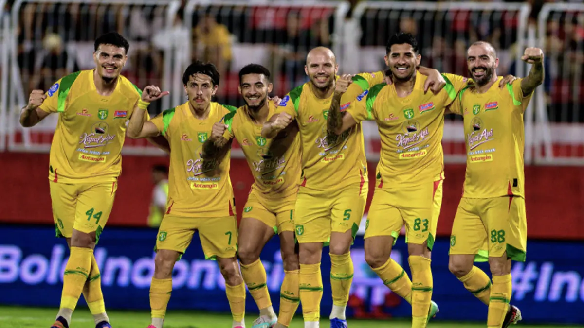 Persebaya Surabaya saat mengalahkan Malut United pada pekan ke-29 BRI Super League. Foto: Persebaya.