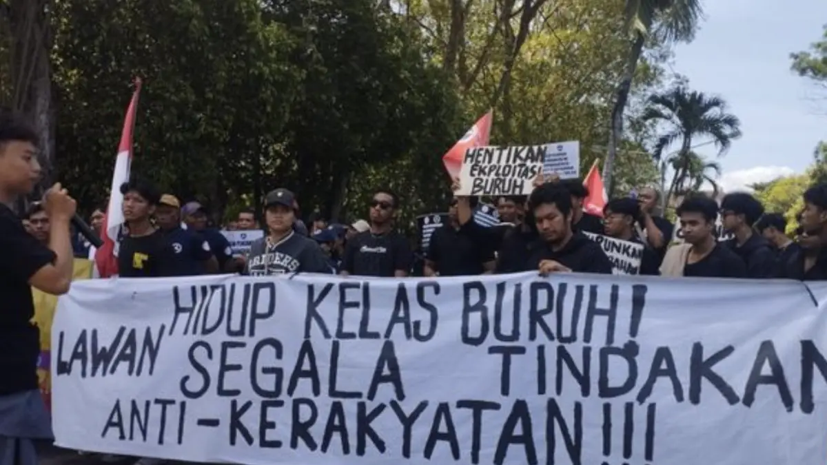 Kumpulan quotes Hari Buruh yang penuh inspirasi dan bermakna mendalam untuk menghargai perjuangan kaum pekerja. (CNN
Indonesia/ Kadafi)