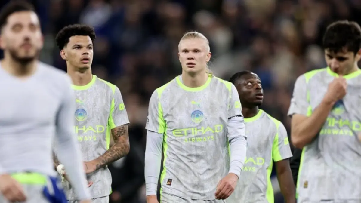 Para pemain Manchetser City tampak lesu. (Foto: Getty Images/Michael Regan)