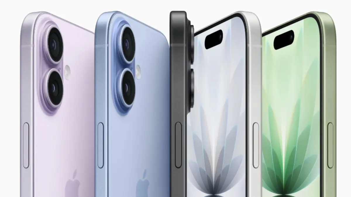 Apple menghadirkan iPhone 17 dalam lima warna memukau hitam, lavender, biru kabut, hijau sage, dan putih/Apple