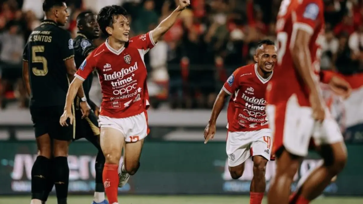 Teppei Yachida merayakan gol yang dicetaknya di laga Bali United vs Borneo FC pada pekan ke-32 Super League, Senin (11/5/2026). (Dok.
Bali United)