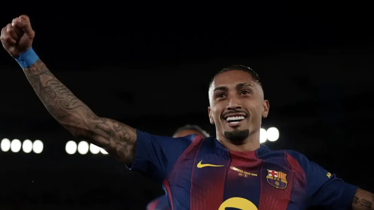 Selebrasi penyerang Barcelona, Raphinha, usai mencetak gol dalam laga kontra Real Betis. Senin, 18 Mei 2026 WIB.-Eric Alonso-Getty
Images