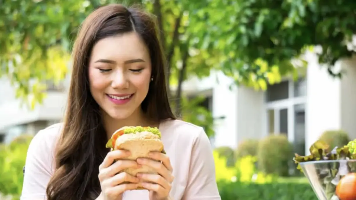 Ilustrasi - Cara Mengurangi Nafsu Makan Berlebih untuk Cegah Obesitas