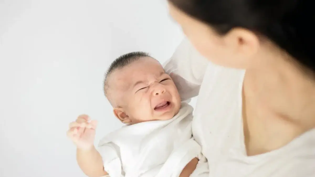 Ilustrasi - Bayi Rewel Saat Malam Hari, Begini Cara Membuatnya Tidur Lebih Nyenyak