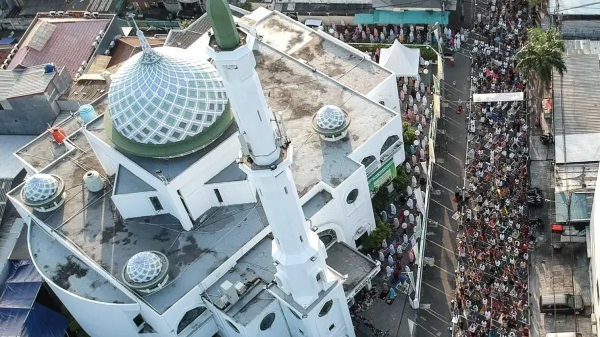 ILUSTRASI. Hari Raya Iduladha 1447 Hijriah diperingati pada Rabu, 27 Mei 2026. (KONTAN/Fransiskus Simbolon)