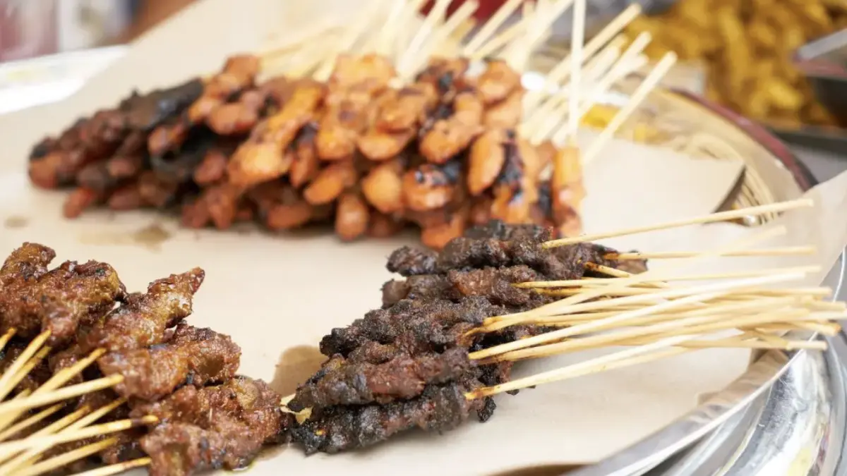 Cara Membuat Sate Kambing Empuk dan Anti Prengus, Lengkap dengan Tips Marinasi
