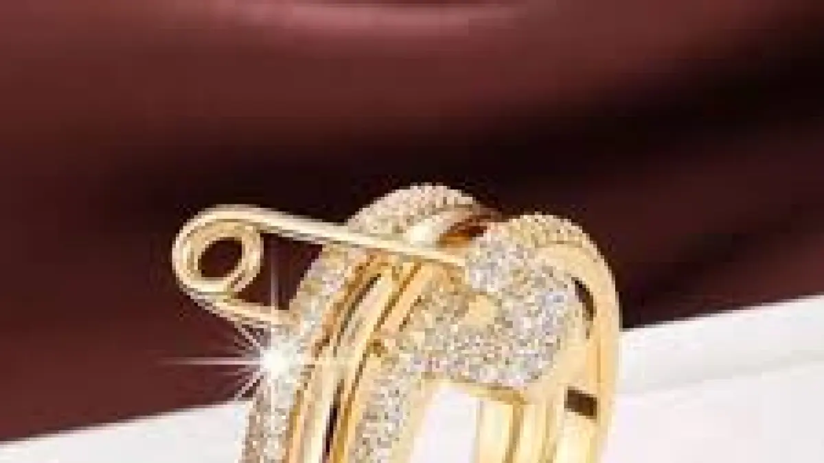 Cincin emas peniti. Sumber foto (Carousell)