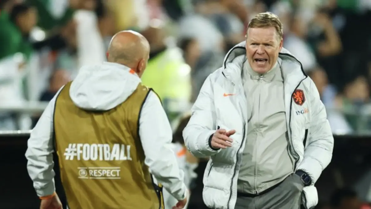 Ronald Koeman disemprot Zlatan Ibrahimovic usai Belanda tersingkir dari Piala Dunia 2026. (REUTERS/Piroschka Van De Wouw)