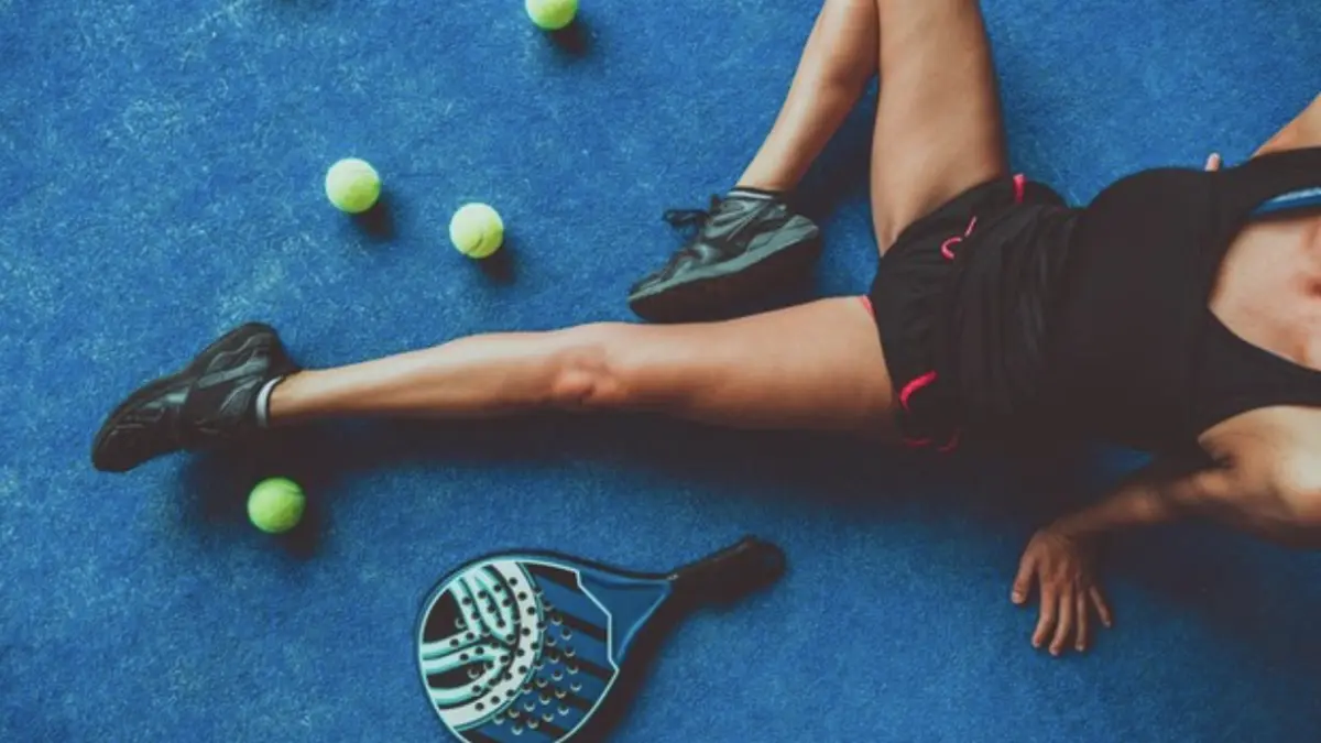 Ilustrasi padel (Foto: Getty Images/Bruby)