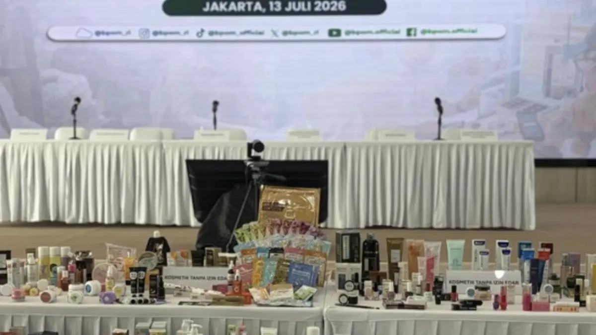 lan Pengawas Obat dan Makanan (BPOM) Rl menemukan 14 produk kosmetik yang mengandung bahan berbahaya. (Foto:
Nafilah Sri Sagita/detikhealth)