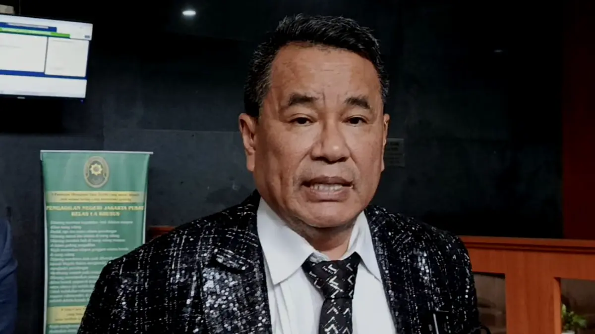 Pengacara Hotman Paris saat ditemui di Pengadilan Negeri Jakarta Pusat, Selasa (23/9/2025). (Shela Octavia)