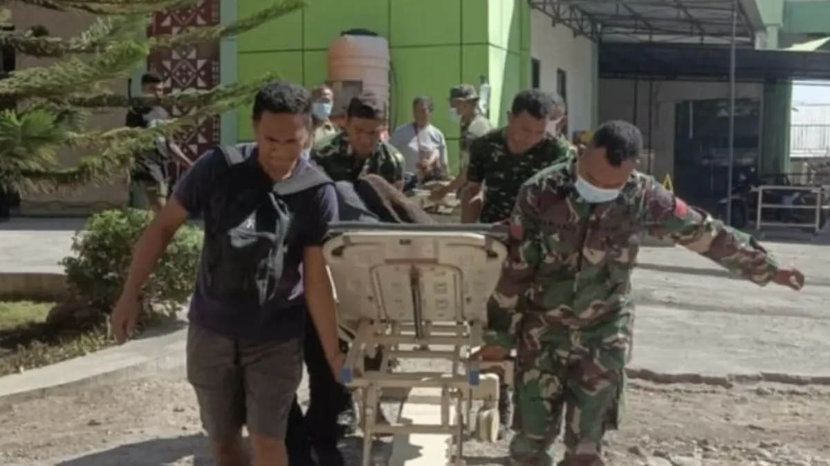 TNI kerahkan 1.267 personel untuk tangani dampak gempa Magnitudo 7,7 di Flores, NTT. Penanganan meliputi pencarian korban dan dukungan logistik. (FOTO:Dok. Istimewa).