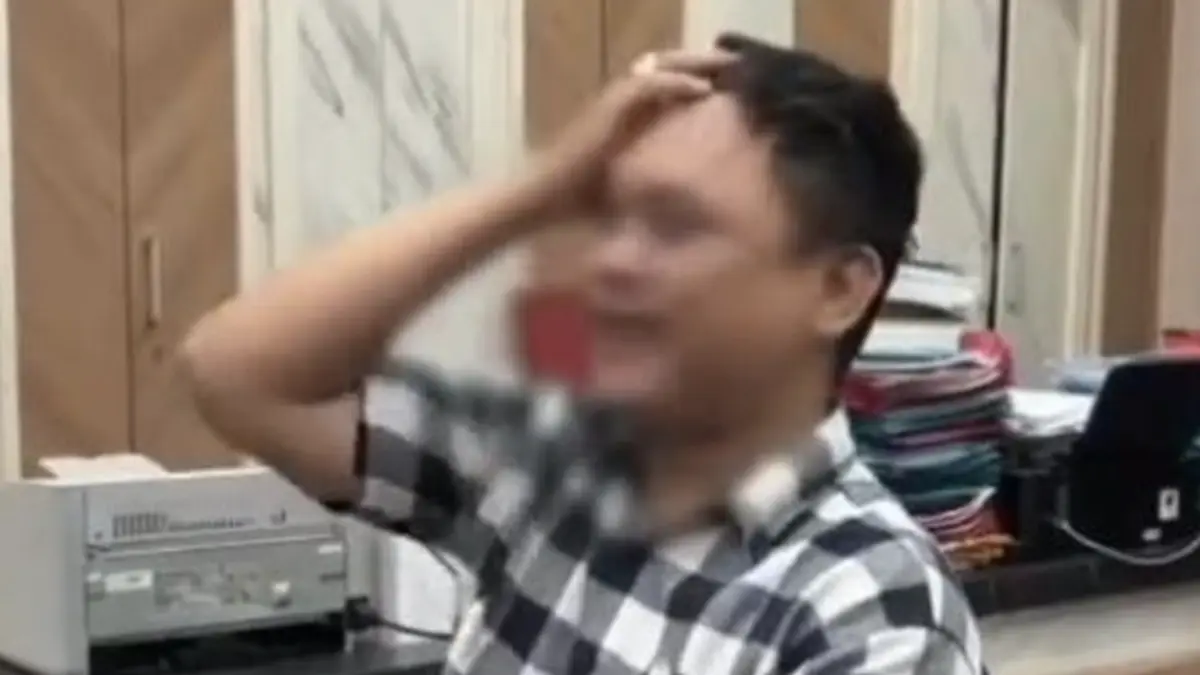 Pos polisi di Surabaya dilempar molotov/Foto: Dok. Istimewa/@luthfie.daily