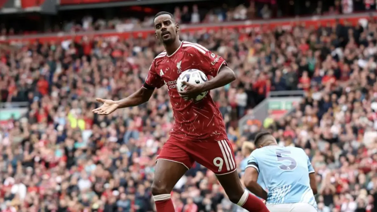 nyerang Liverpool Alexander Isak merayakan keberhasilannya mencetak gol ke gawang
Nottingham Forest pada pertandingan Liga Inggris di Stadion Anfiela, Liverpool, Sabtu (29/8/2026).
(premierleague.com)