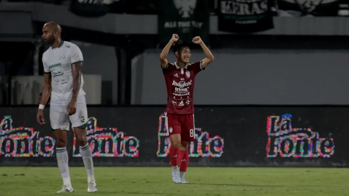 Gelandang Bali United, Teppei Yachida, dalam duel kontra PSS Sleman (Dokumentasi PSSI Pers)