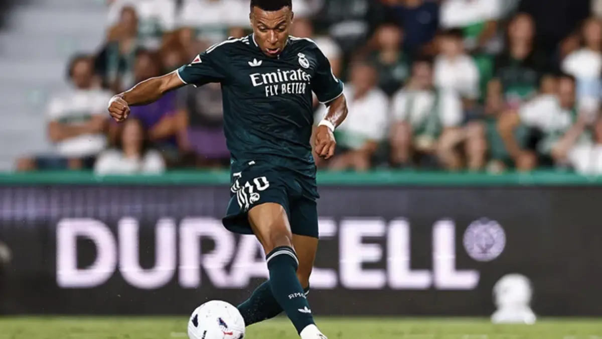 Elche Vs Real Madrid: Sempat Disamakan 2-2, Madrid Menang 3-2.