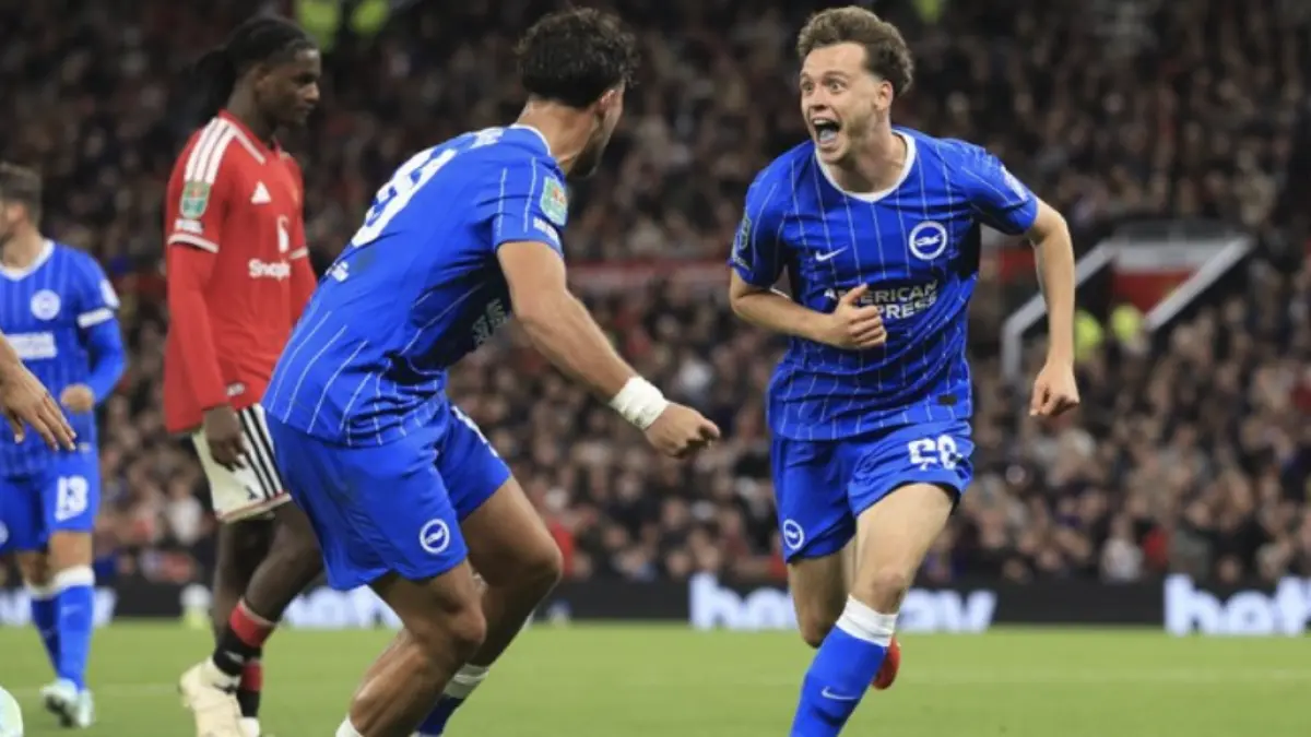 Perayaan gol Maxim De Cuype. (Foto: Getty Images/Nigel French/Allstar)