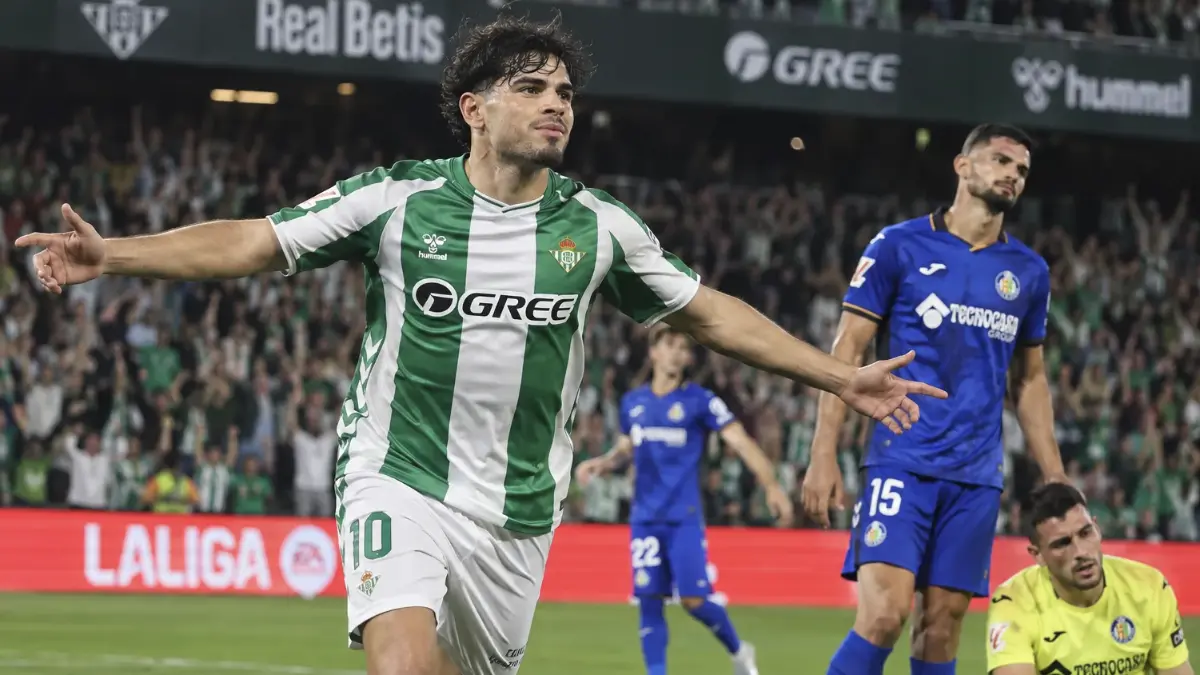 Gol Abde Bawa Betis Naik ke Papan Atas La Liga
