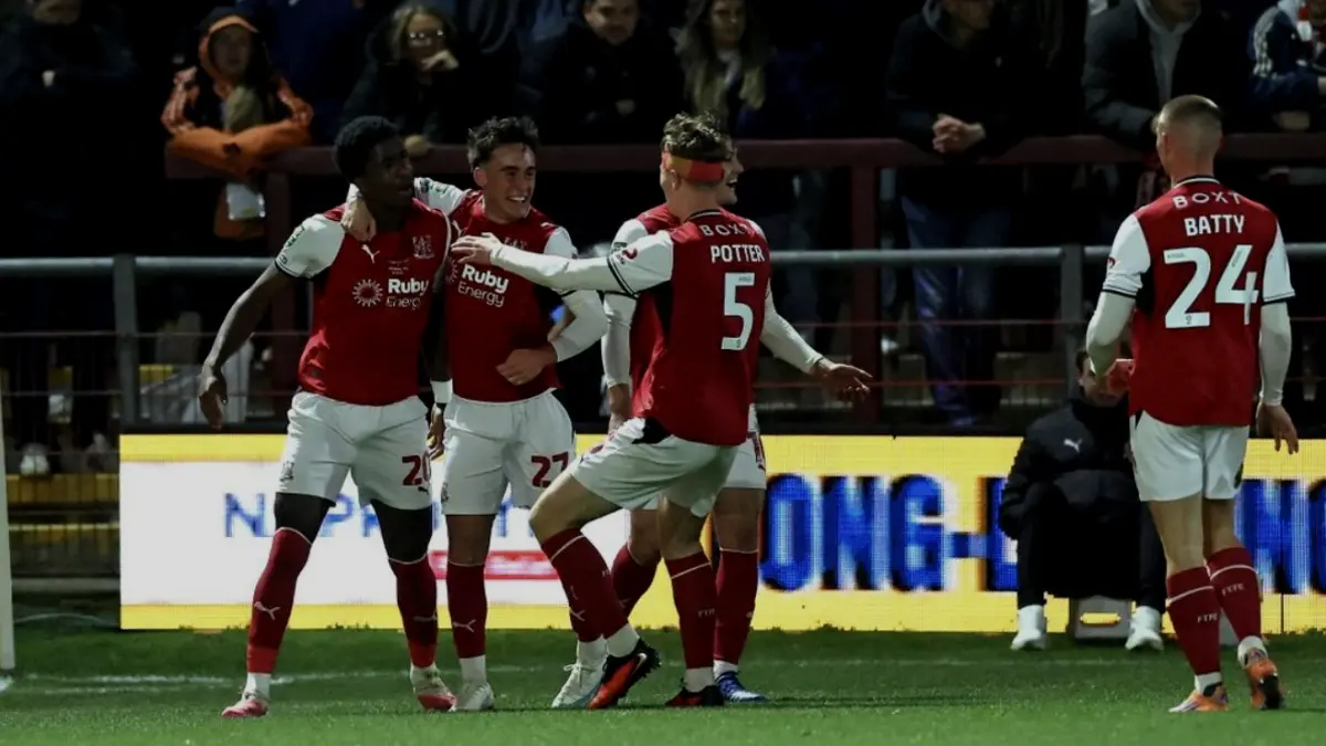 Kejutan Carabao Cup! Fleetwood Town Singkirkan Arsenal, Sejarah Baru Tercipta