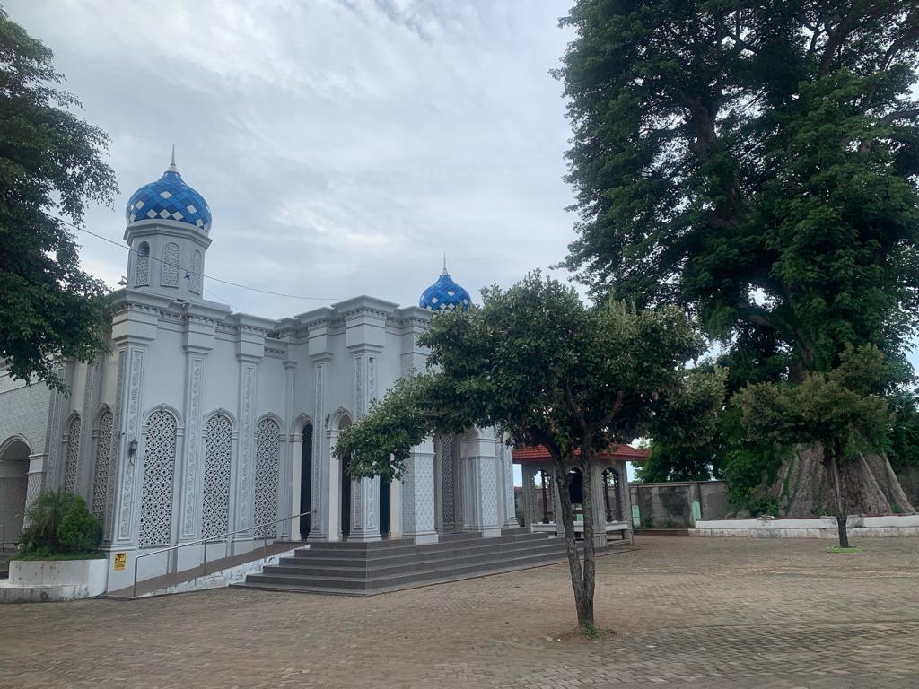 Kondisi Masjid Baitul Muttakin yang dipotret pada Senin (8/1) setelah beberapa kali direnovasi.