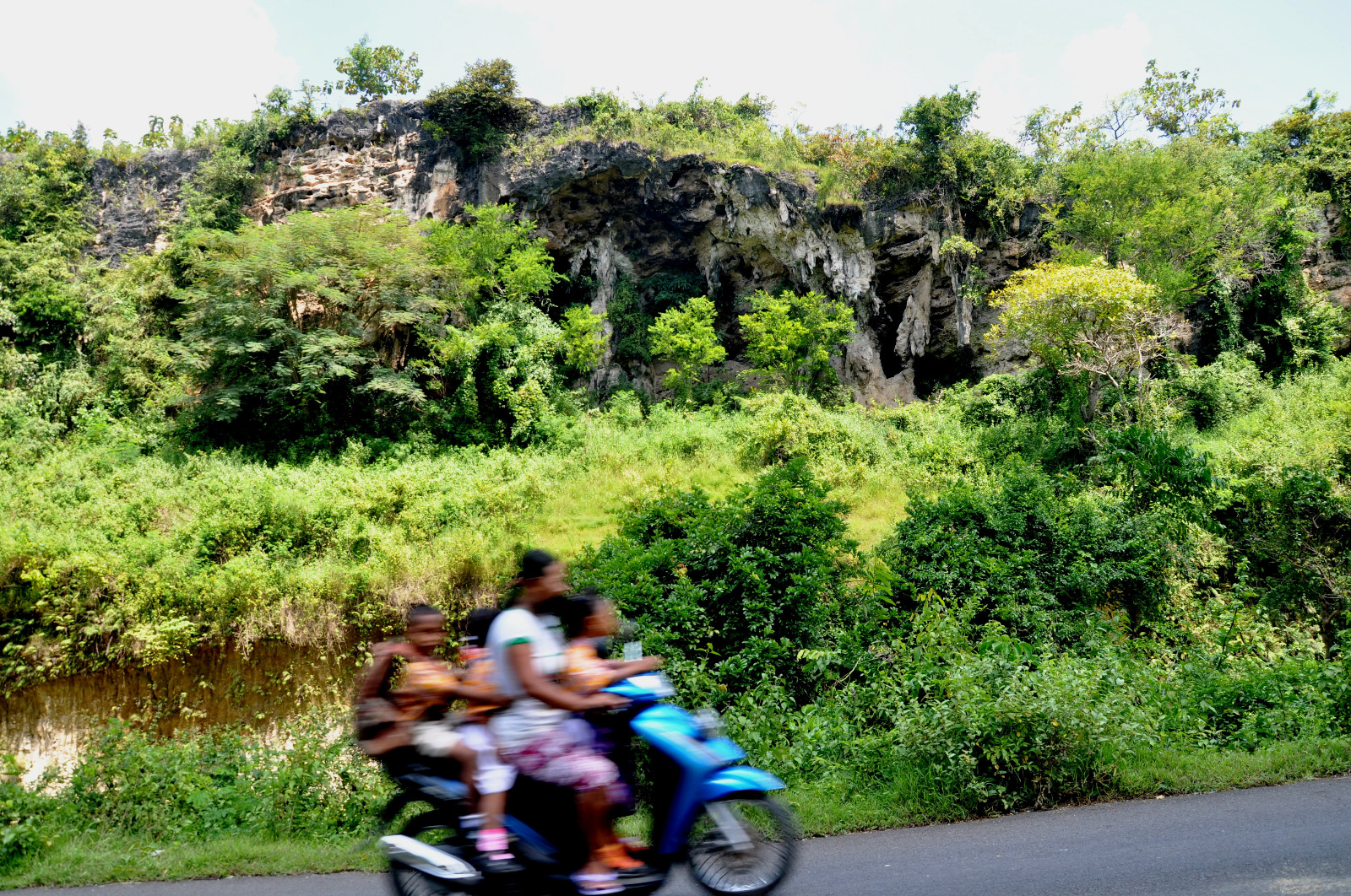 Gua Bajul di Desa Kesamben, Kecamatan Plumpang, Kabupaten Tuban, Jawa Timur.