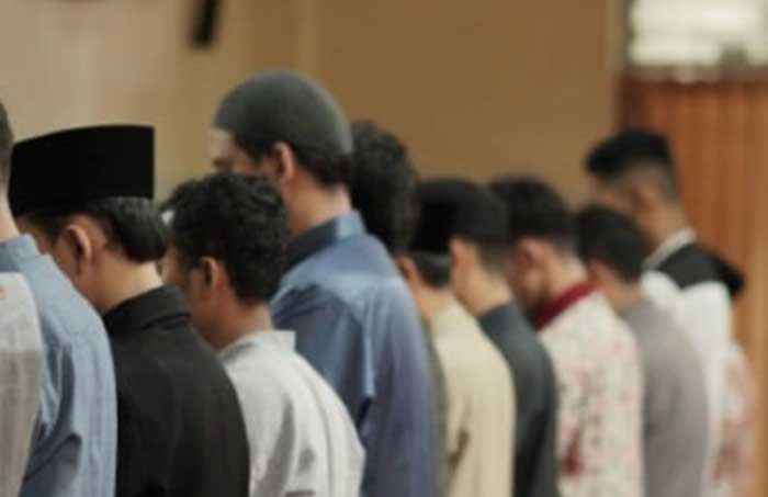 Ilustrasi sholat tarawih