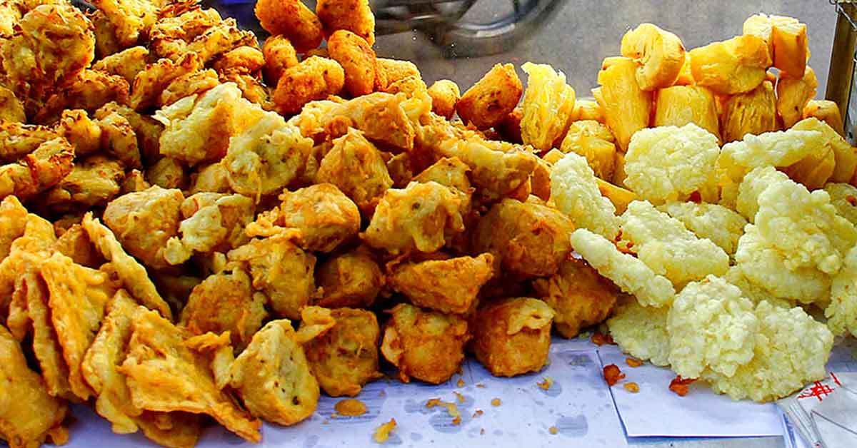 Salah satu makanan khas Indonesia Gorengan