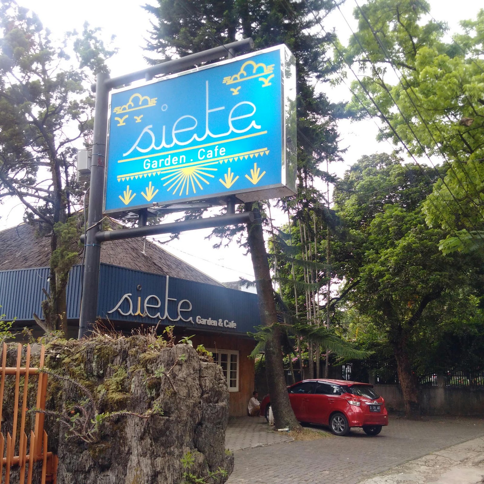 Siete Cafe Resto Bandung