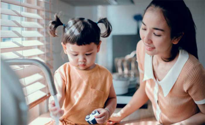 Ilustrasi ibu dan anak.