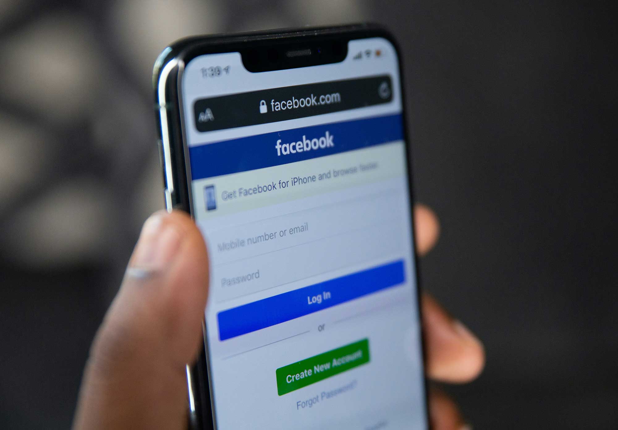 Generasi muda sekarang cenderung lebih memilih platform media sosial lain seperti Instagram dan TikTok dibanding Facebook.