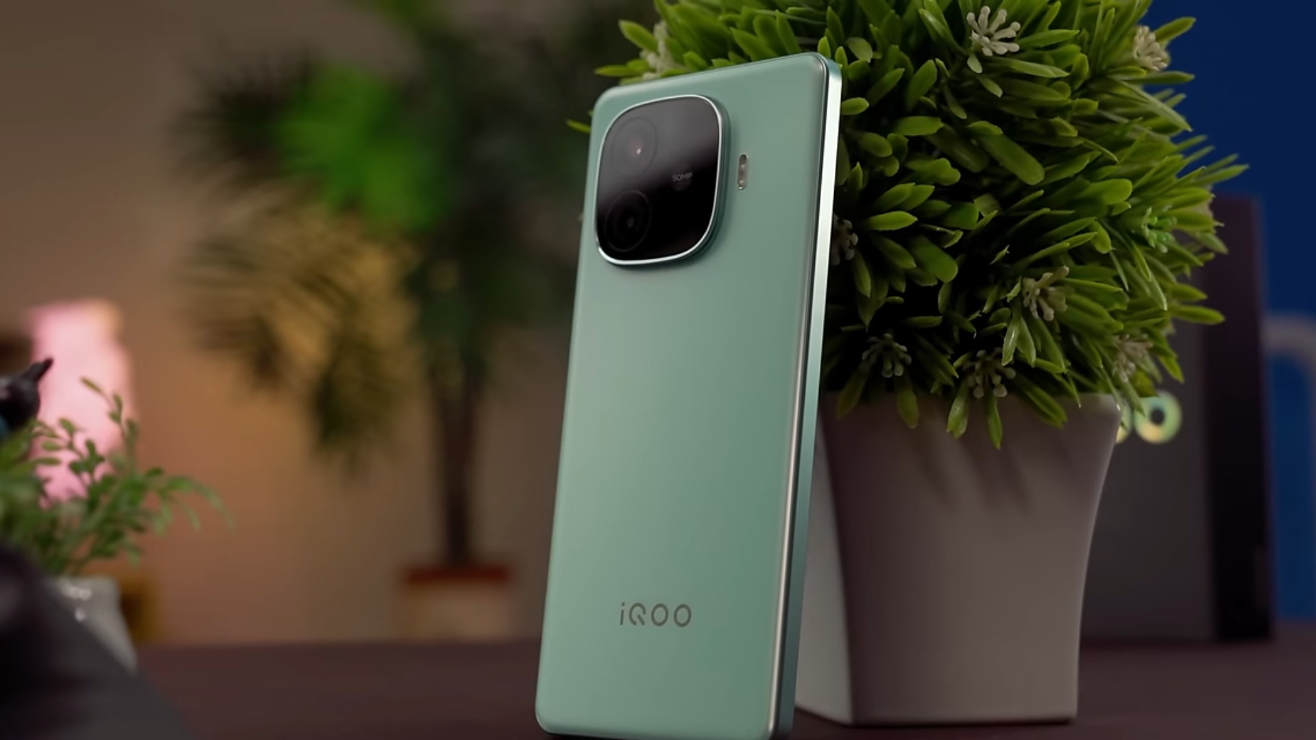 Sub brand Vivo, yakni iQOO baru saja mempersembahkan smartphone terbaru mereka; iQOO Z9 5G dan iQOO Z9x.