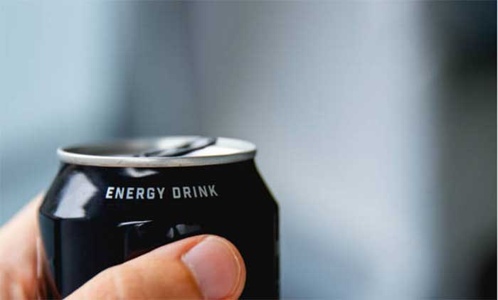 Mengonsumsi Energy drink dapat menimbulkan kecanduan.