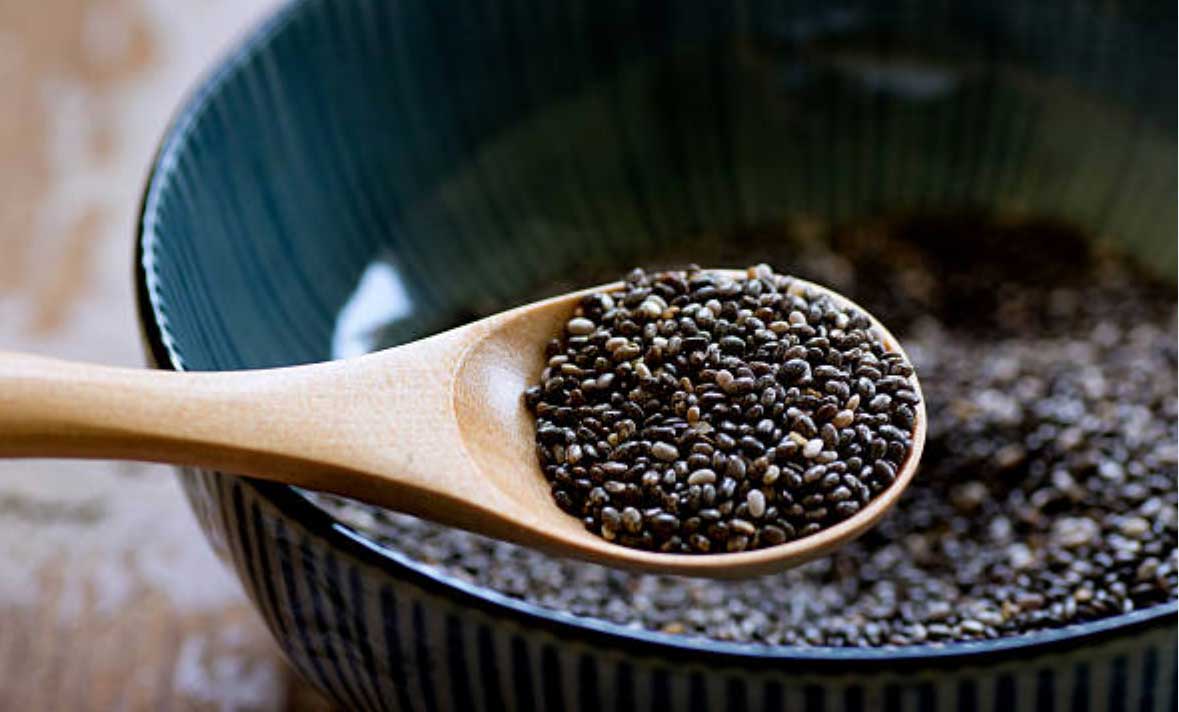 Biji chia biasanya dikonsumsi sebagai suplemen nutrisi.