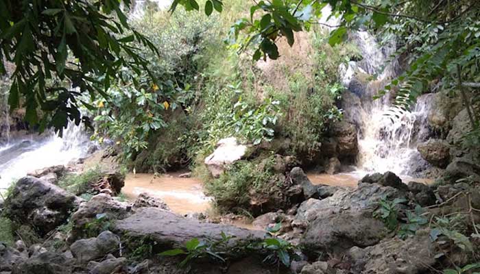 Air Terjun Sanggrahan.