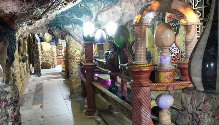 Wisata Religi Pondok Perut Bumi Al Maghribi di Kabupaten Tuban.