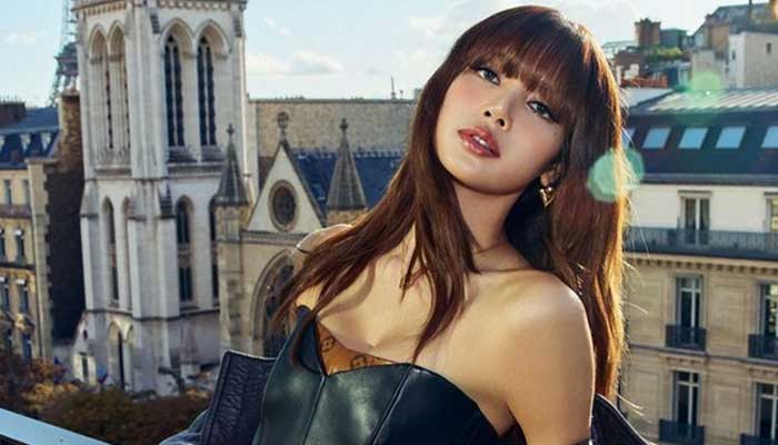 Fan Concert eksklusif Lisa BLACKPINK akan digelar di Beach City International Stadium, Jakarta, Jumat (15/11).