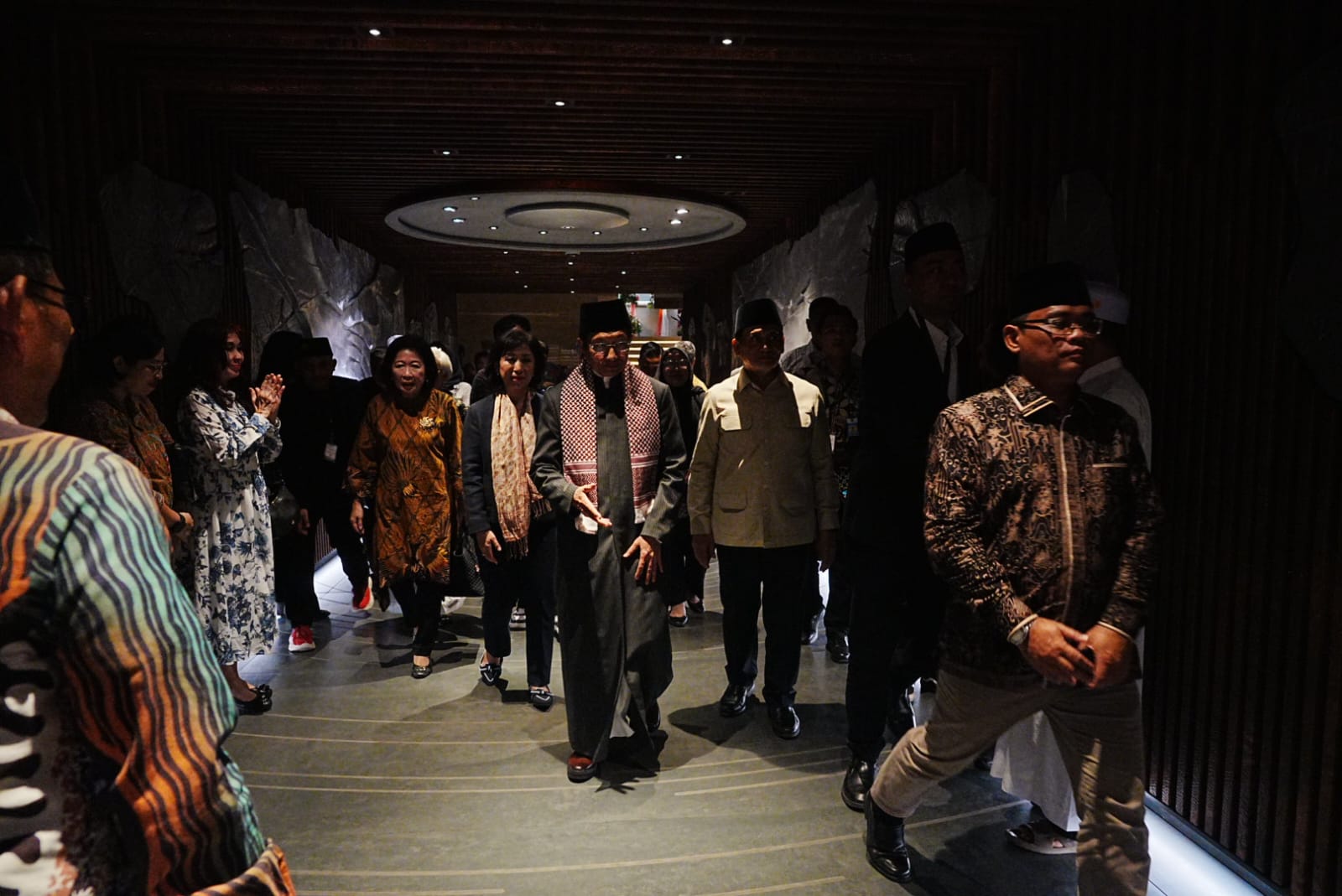 Terowongan Silaturahmi penghubung Masjid Istiqlal dan Gereja Katedral
