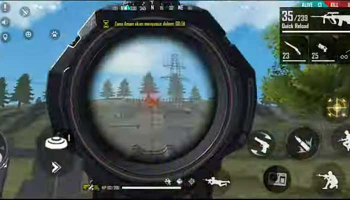 Bermain Free Fire dengan aplikasi pihak ketiga RUOK APK FF diklaim bisa bikin gameplay kamu lebih maksimal.