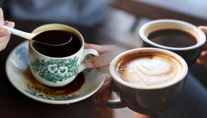 Bagi penderita asam lambung, tak harus berhenti minum kopi. Ada beberapa tips aman minum kopi bagi penderita asam lambung.